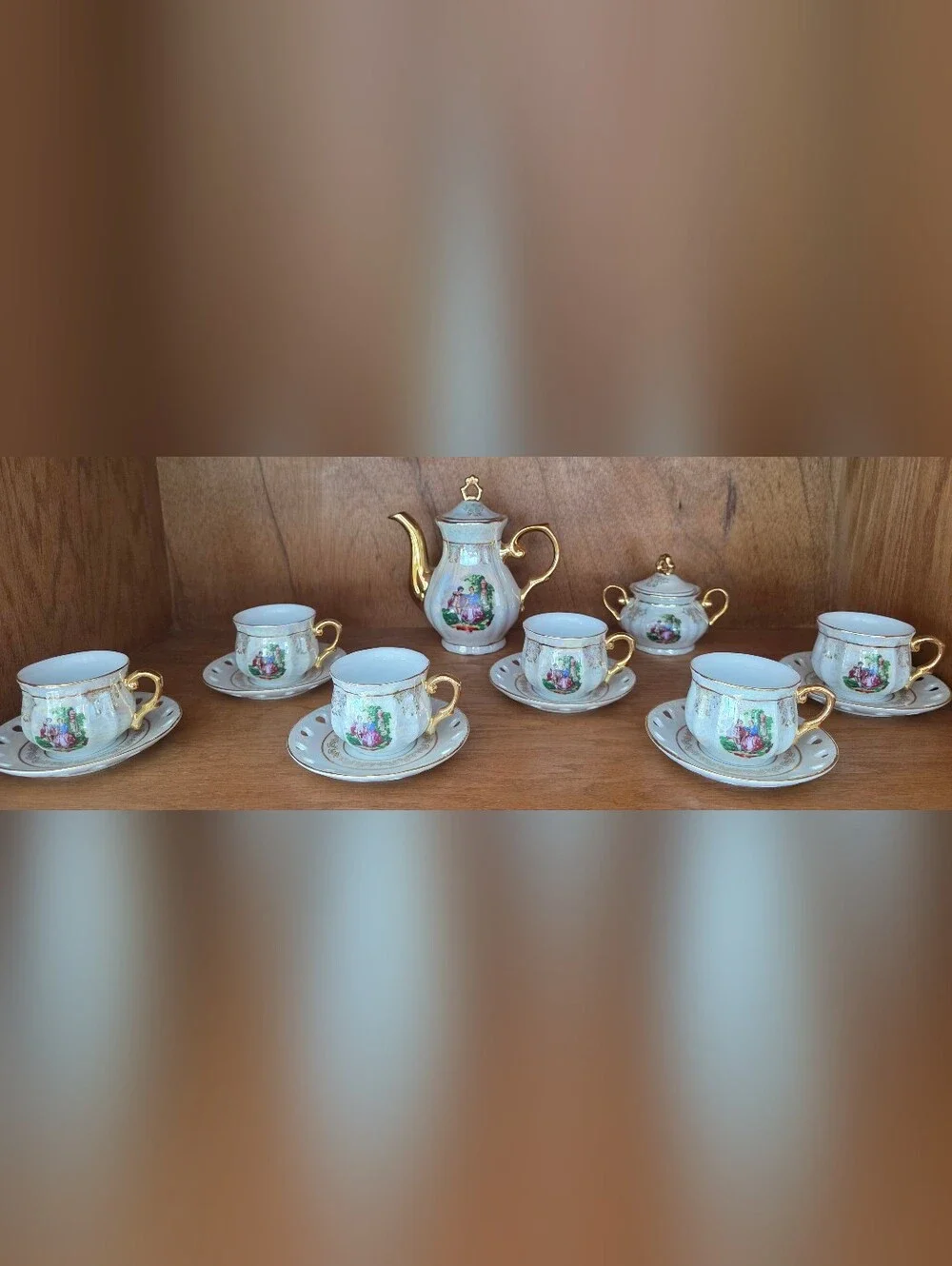 Porcelain Gold-Trimmed Teapot and Cup Set - White and Gold